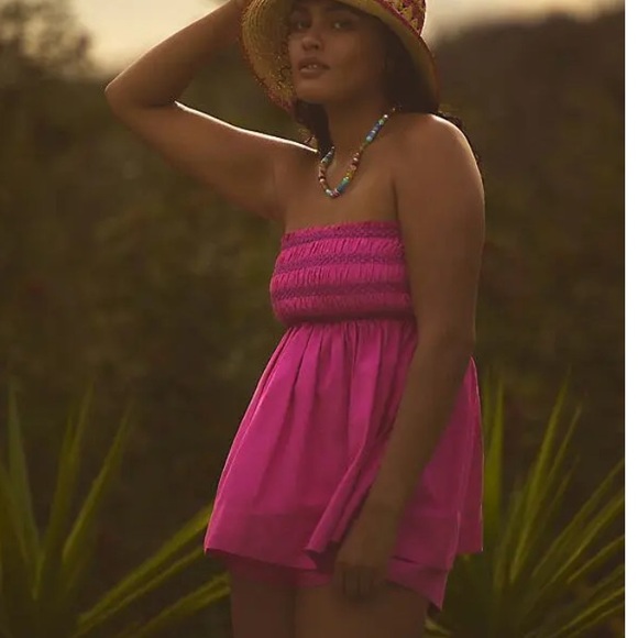 ANTHROPOLOGIE Strapless Smocked Top - Picture 3 of 3